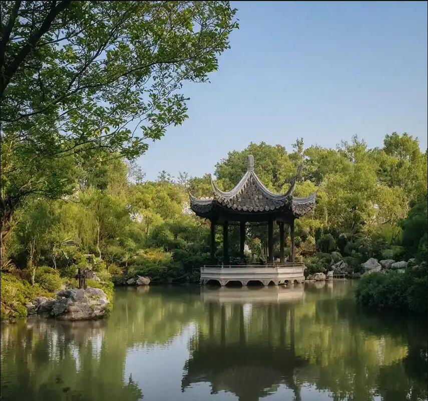 鹤山区初夏航空航天有限公司